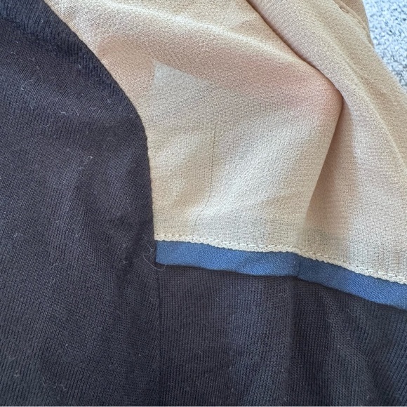 BDG LONG SLEEVES HALF BUTTON DOWN FLORAL TOP -  S - Picture 12 of 13